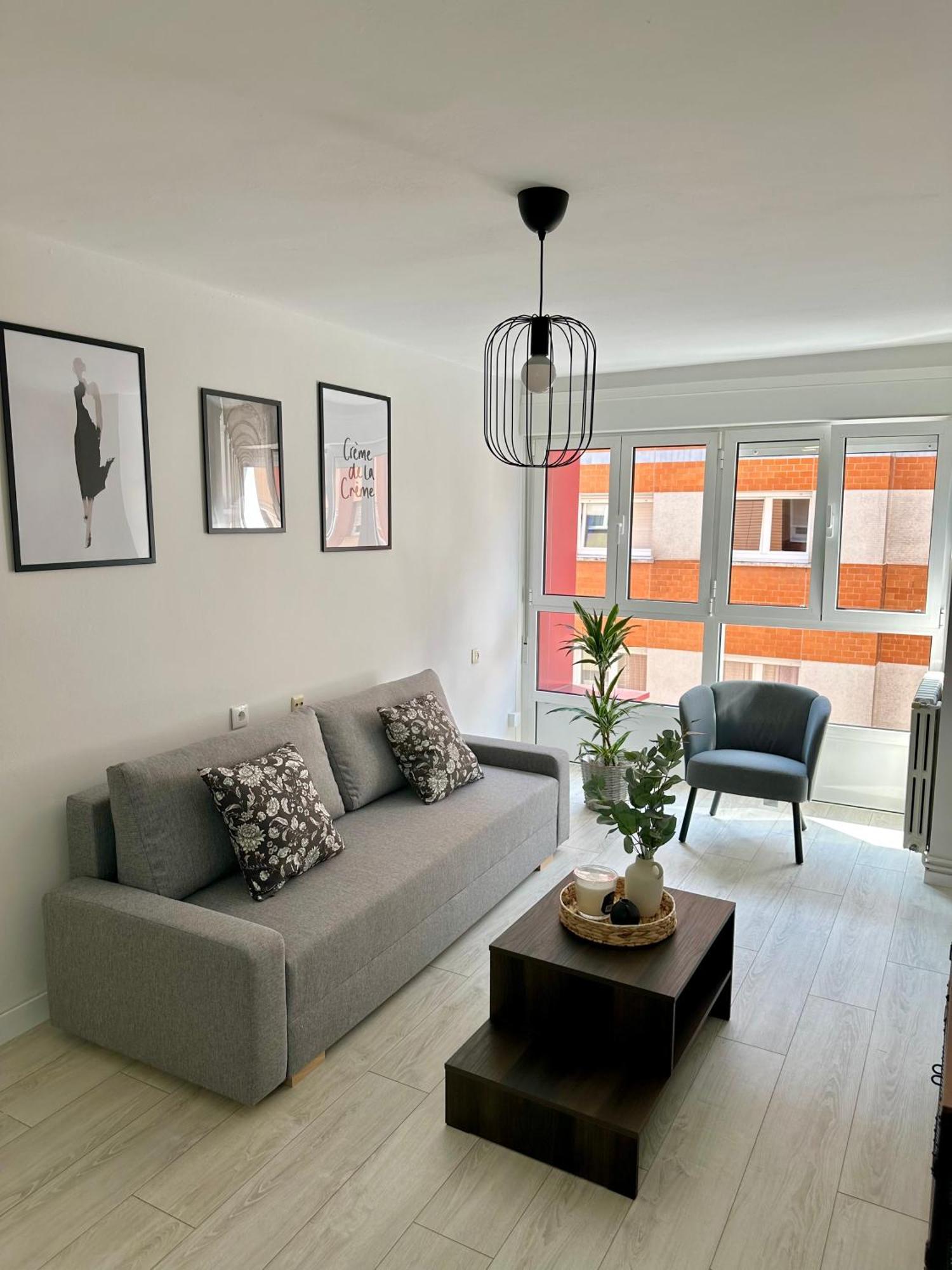 Cozy Flat 5 Mins From The Beach Gijón Exteriör bild