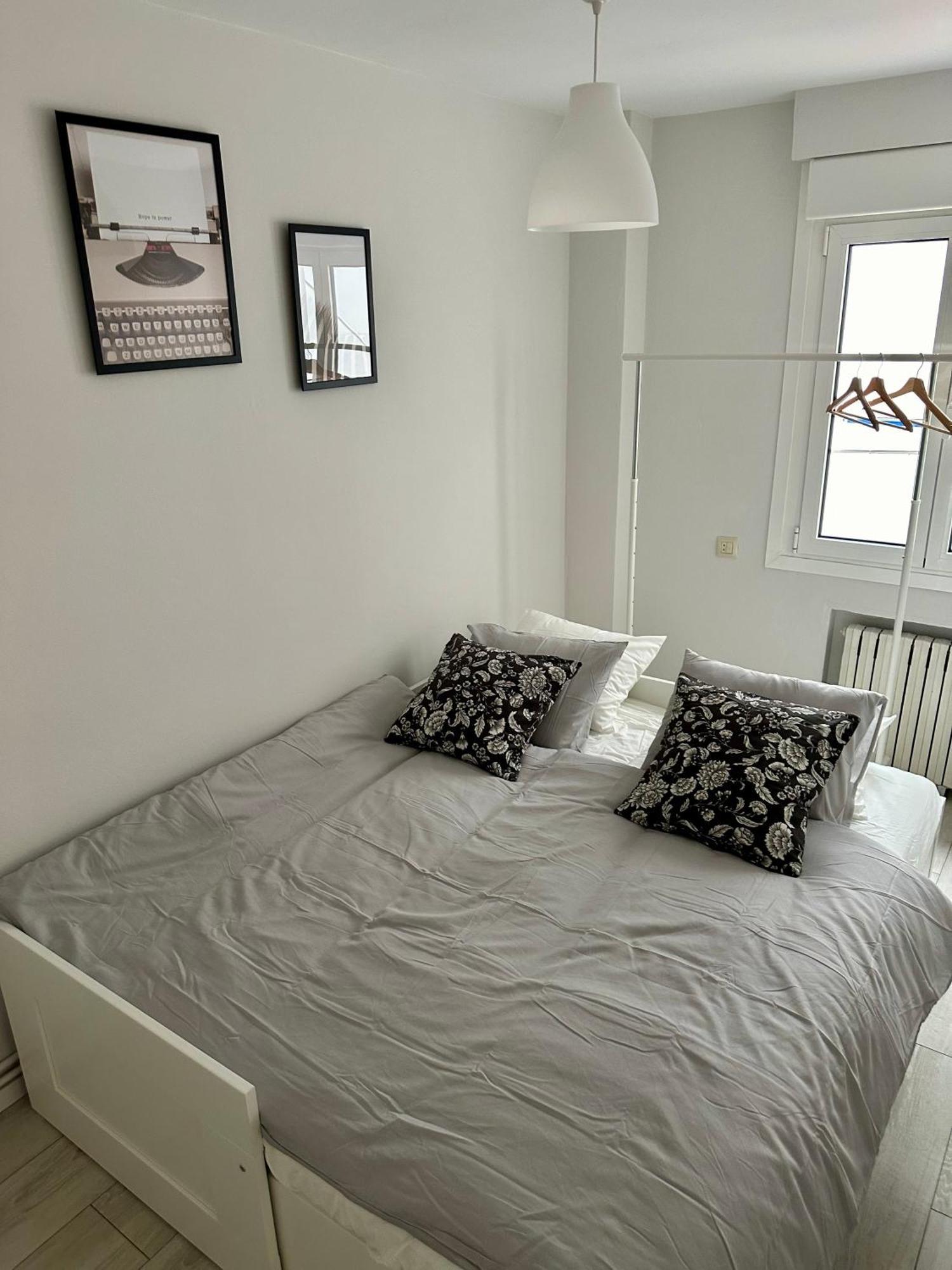 Cozy Flat 5 Mins From The Beach Gijón Exteriör bild