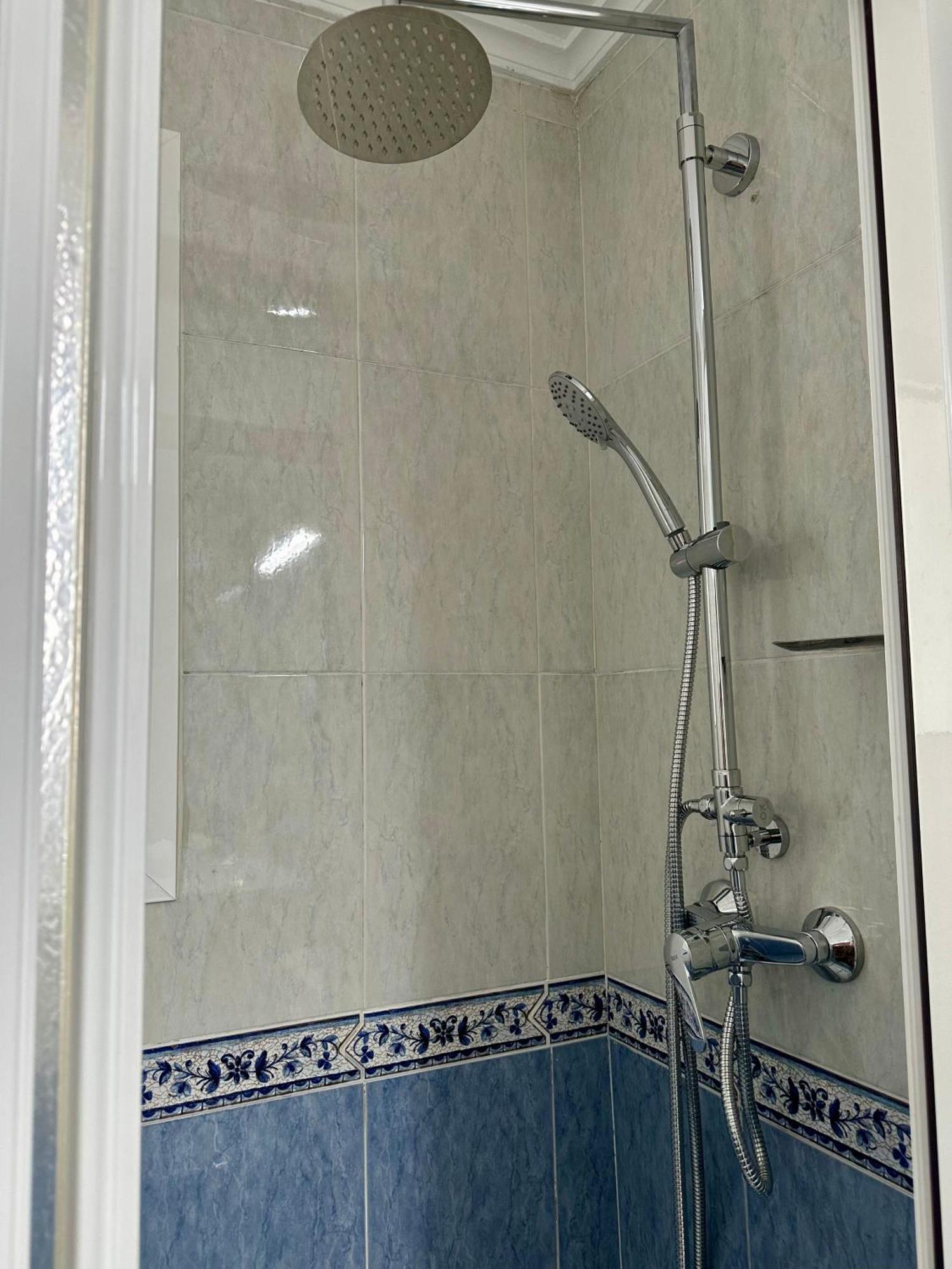 Cozy Flat 5 Mins From The Beach Gijón Exteriör bild